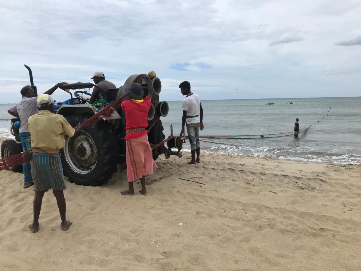 ホテル Reef Pasikudah Nachivantivu エクステリア 写真